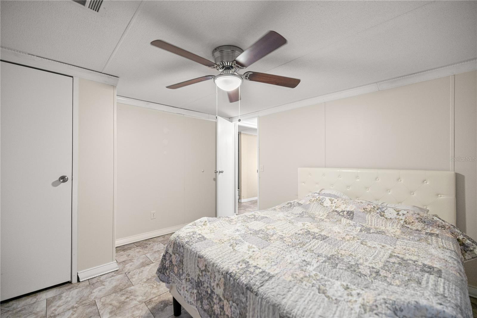 Image 20 of 24 For 17545 39th Court