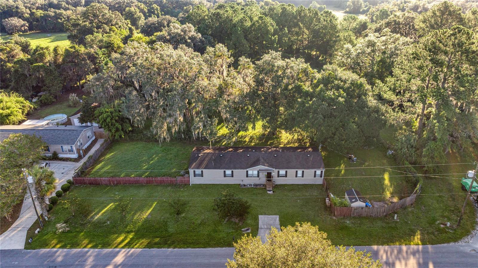 Image 5 of 24 For 17545 39th Court