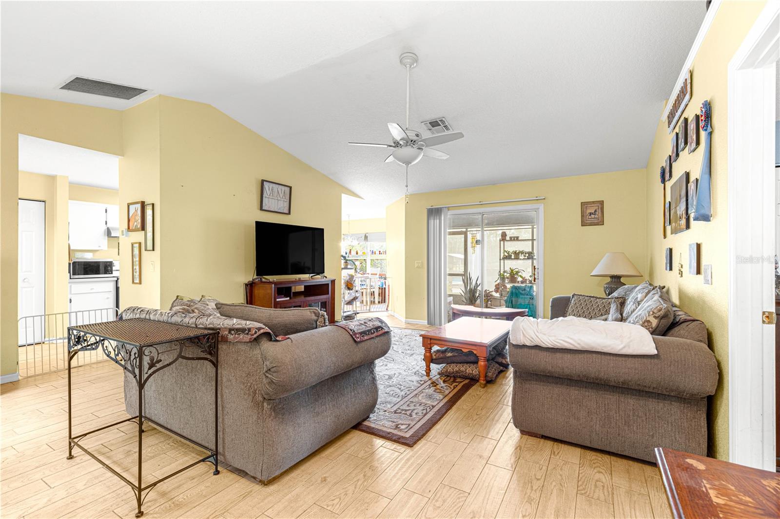 Image 29 of 52 For 8221 126th Place