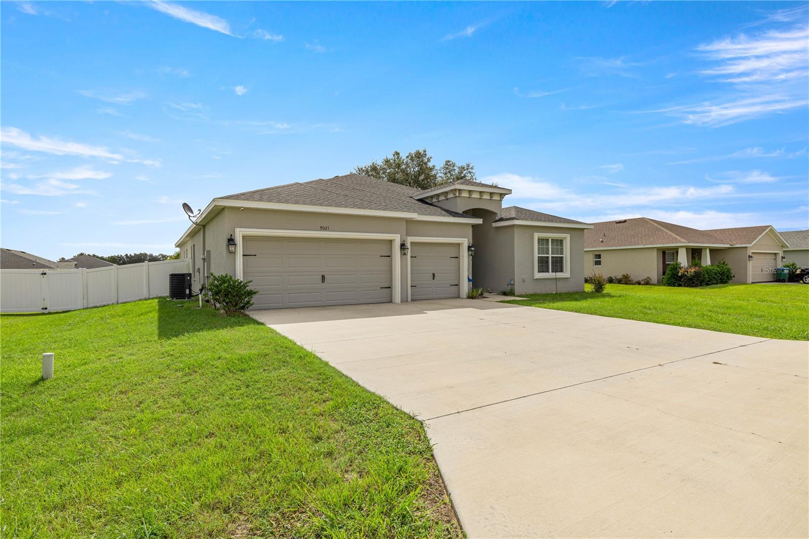 Image 33 of 41 For 9021 42nd Court