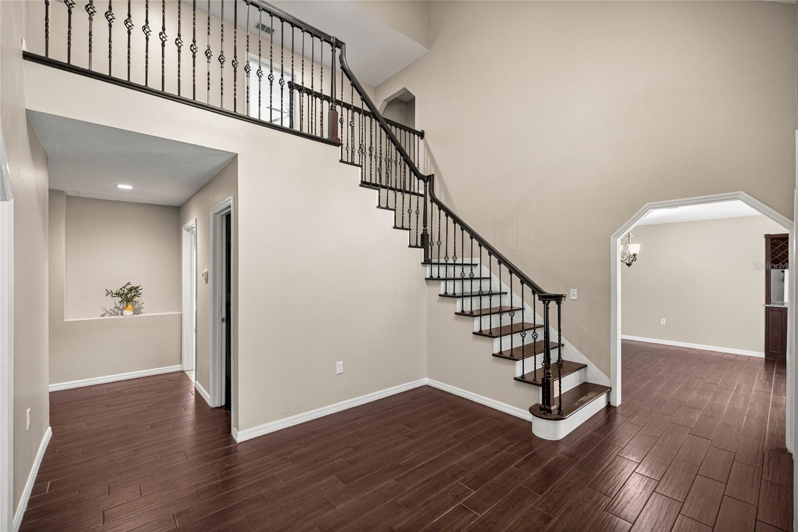 Image 11 of 79 For 6685 18th Terrace Road