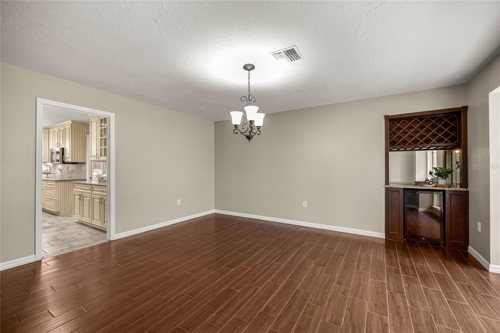Image 17 of 79 For 6685 18th Terrace Road
