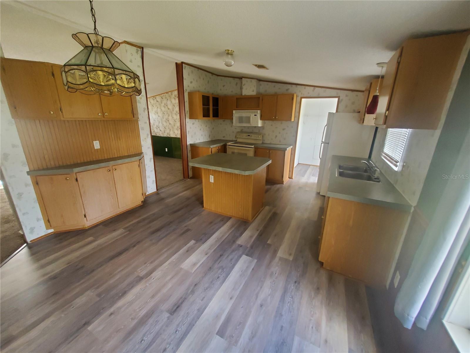 Image 4 of 10 For 8460 65th Terrace