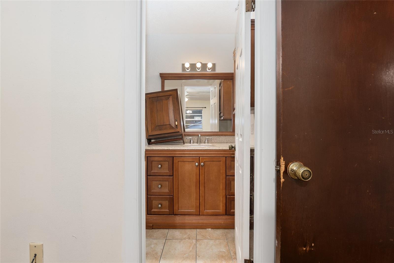 Image 36 of 52 For 3712 36th Avenue