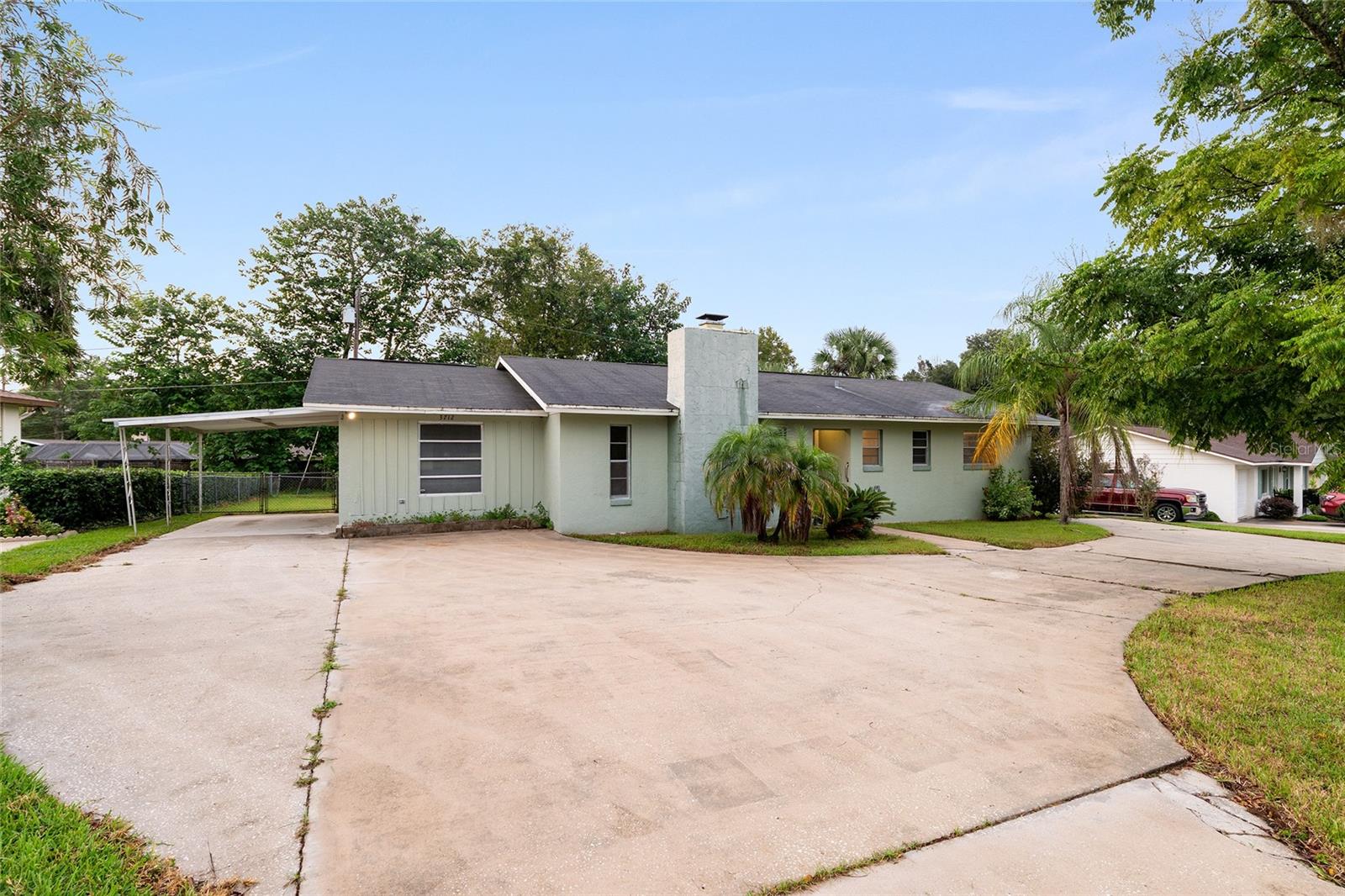Image 4 of 52 For 3712 36th Avenue