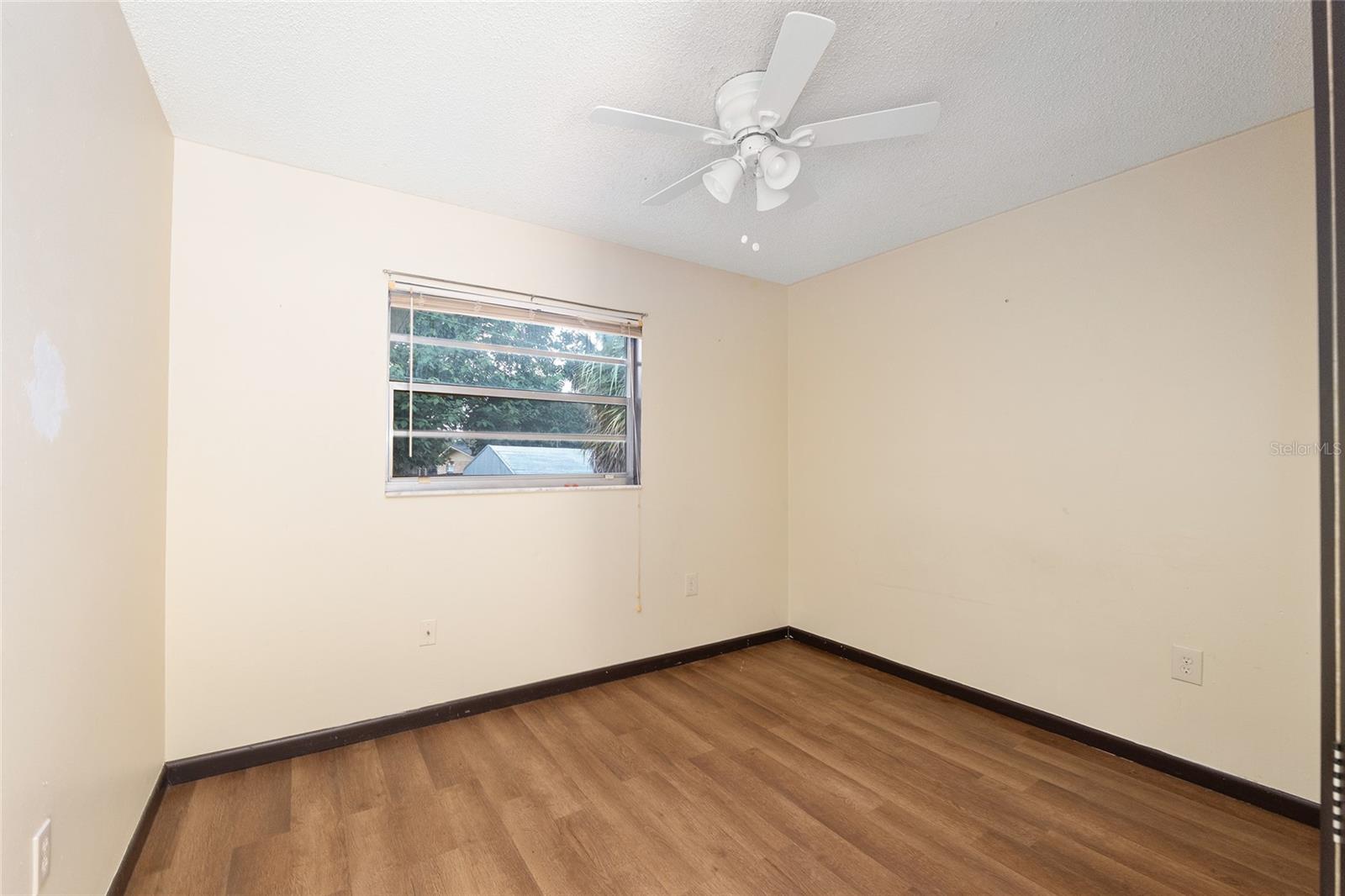 Image 40 of 52 For 3712 36th Avenue