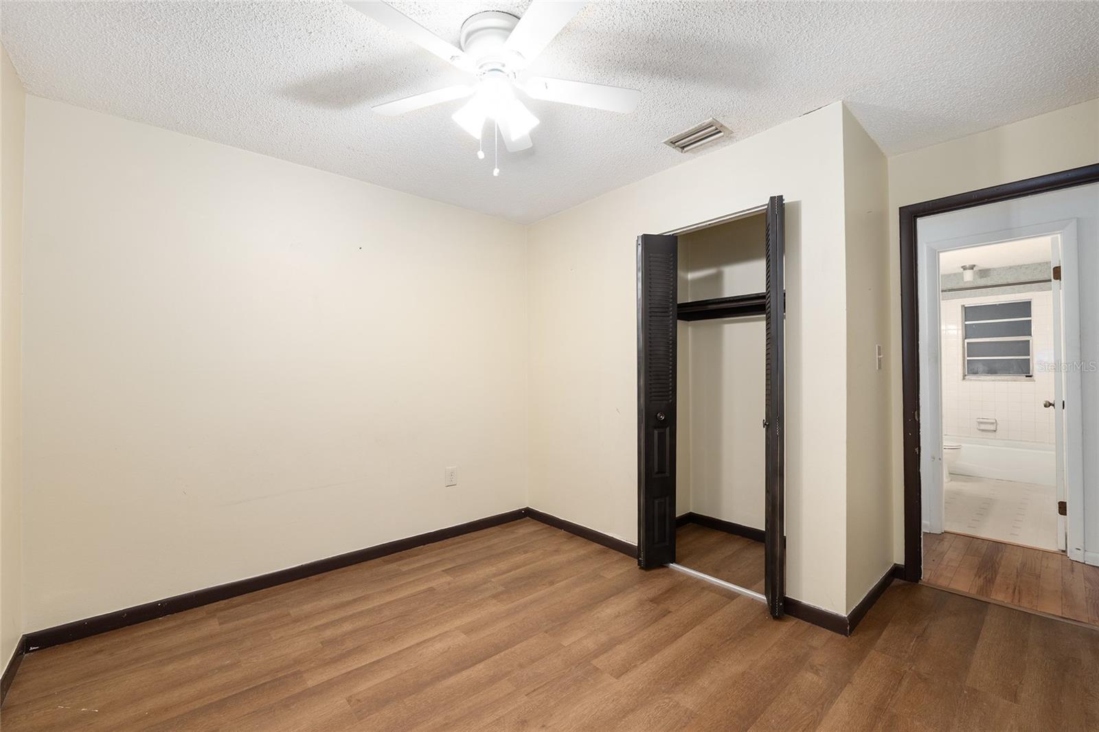 Image 41 of 52 For 3712 36th Avenue