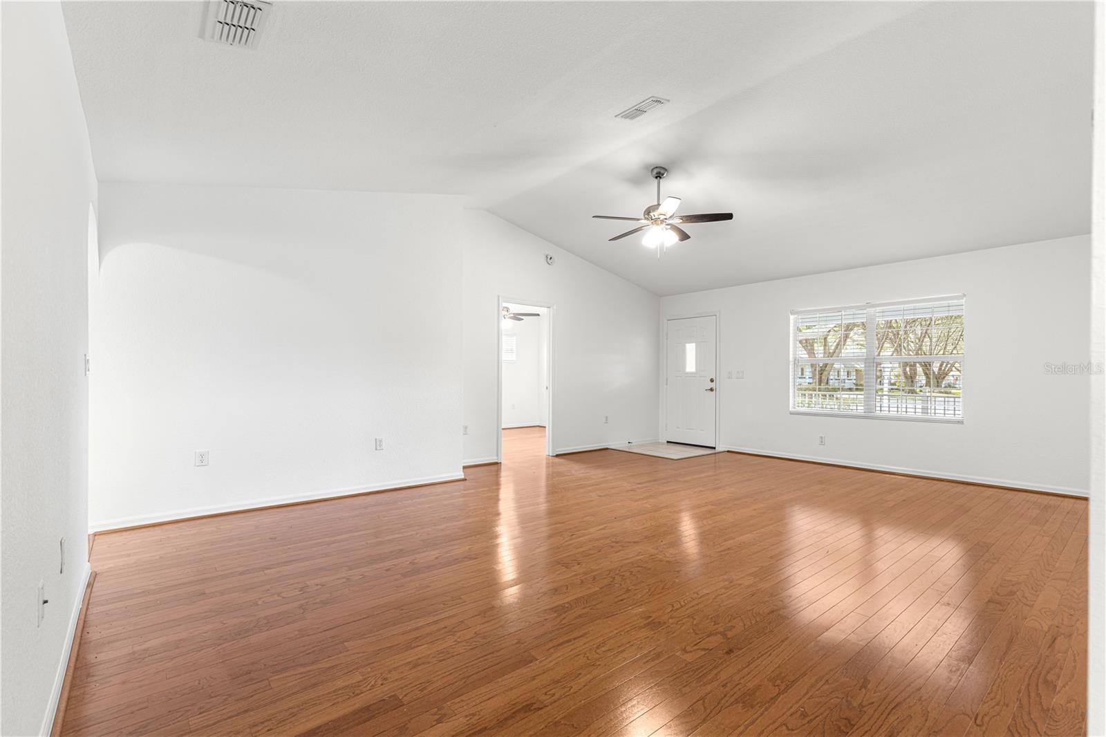 Image 10 of 54 For 9451 96th Street