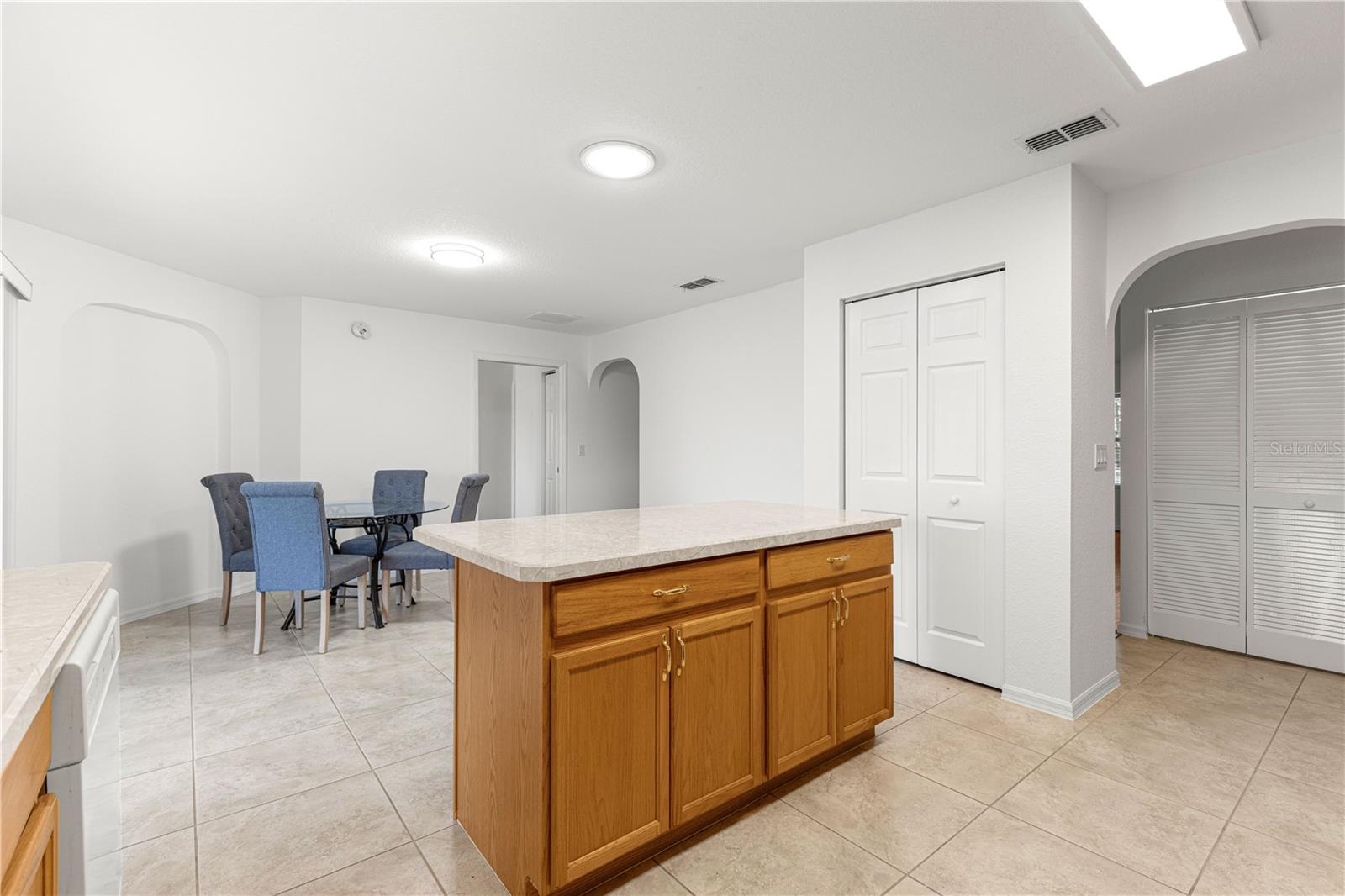 Image 20 of 54 For 9451 96th Street