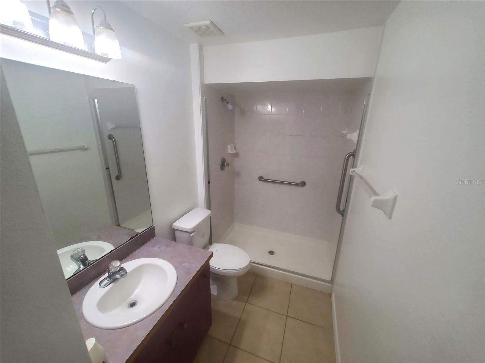 Image 8 of 8 For 13589 107th Place