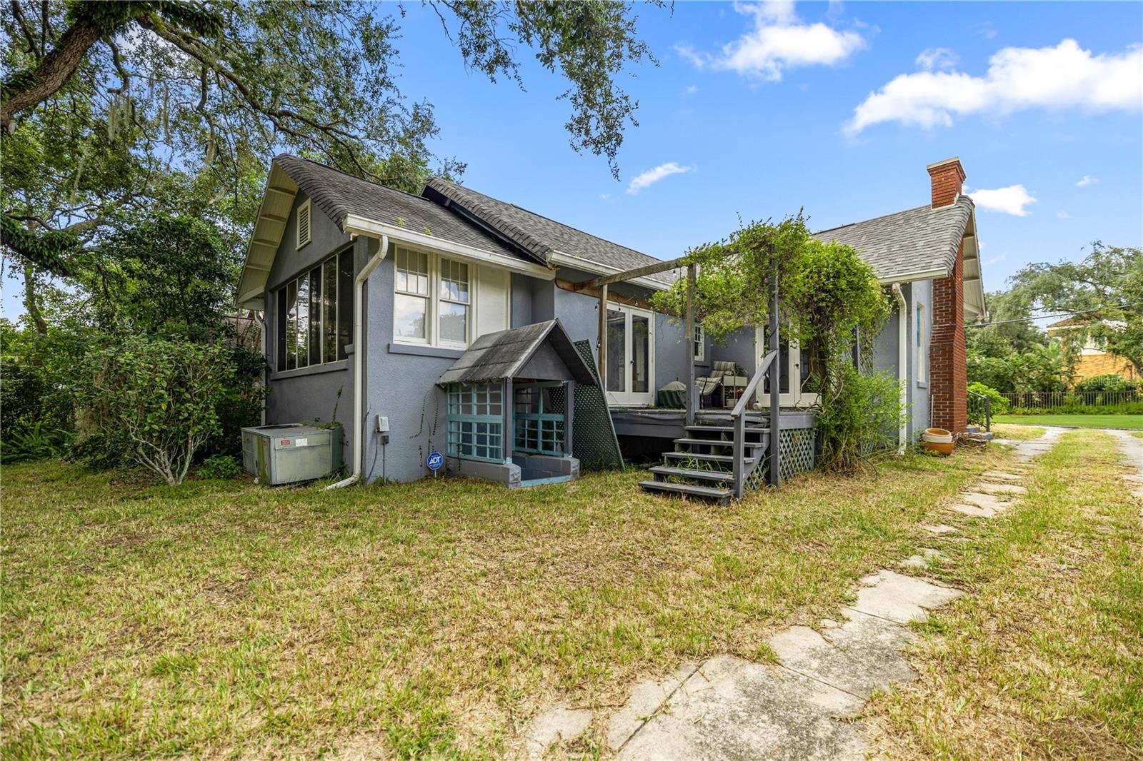 Image 21 of 24 For 922 10th Street