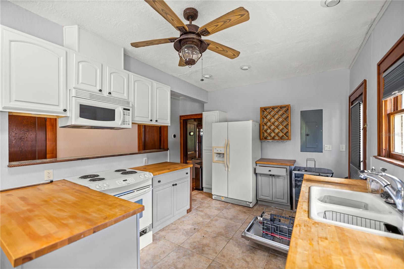 Image 7 of 24 For 922 10th Street