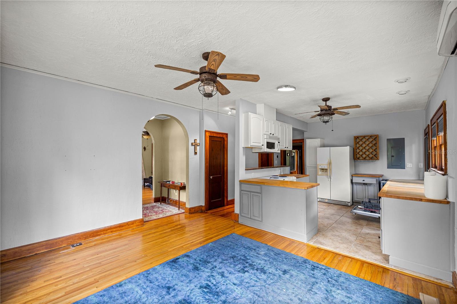Image 9 of 24 For 922 10th Street