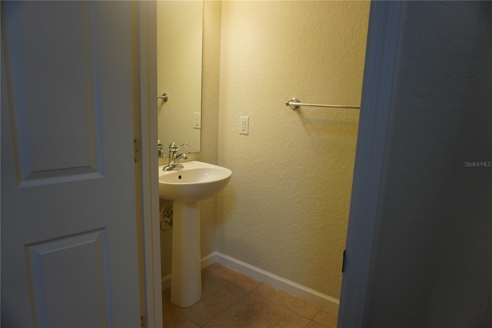 Image 4 of 30 For 4761 41st Street
