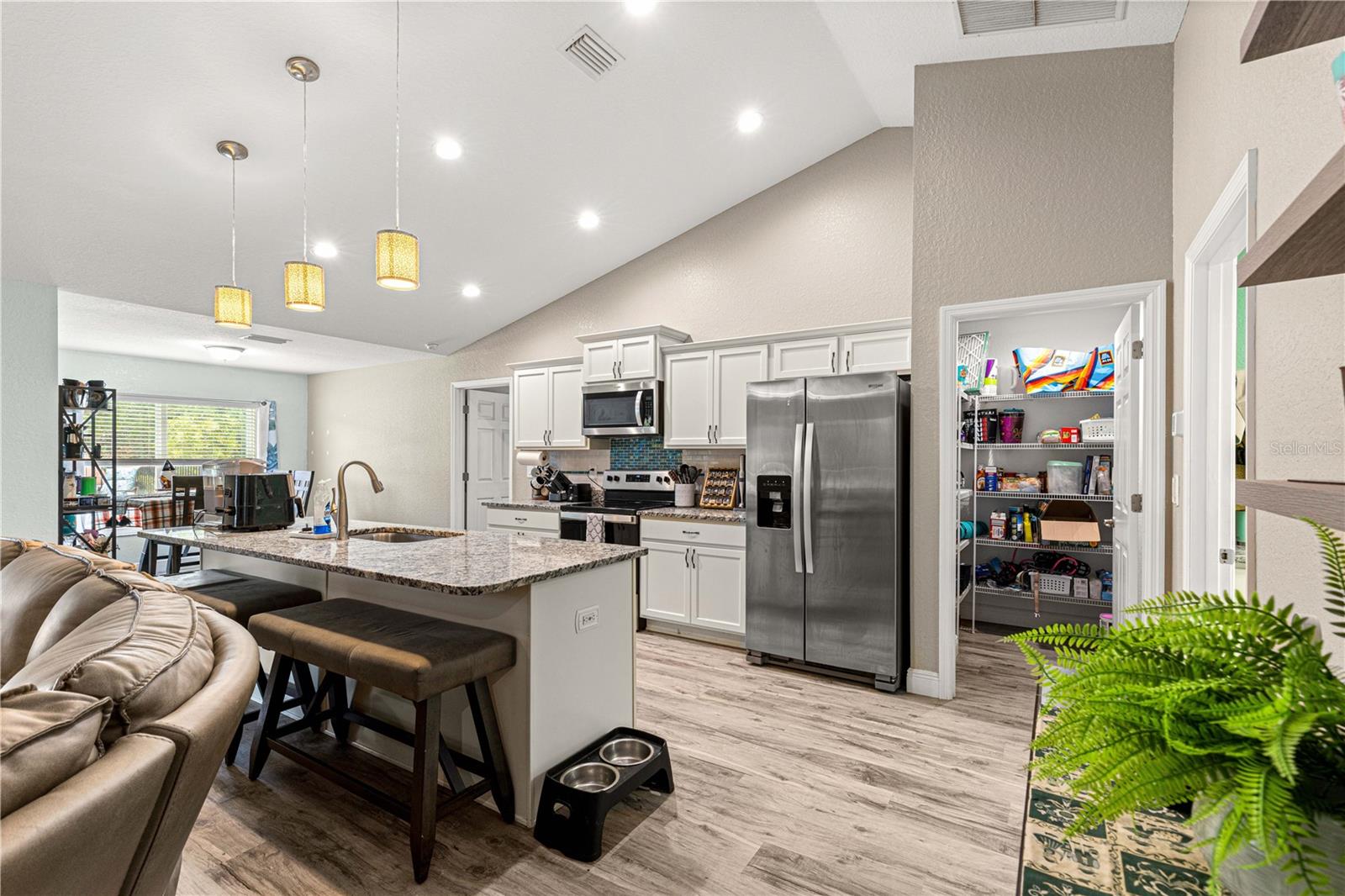 Image 5 of 31 For 8753 159th Place