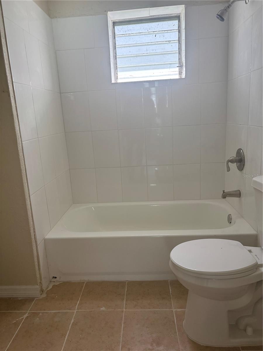 Image 12 of 18 For 1642 2nd Street