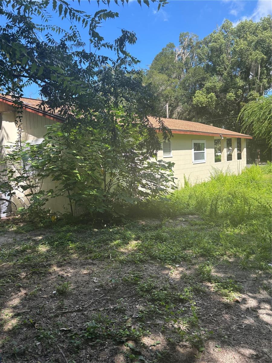 Image 2 of 18 For 1642 2nd Street