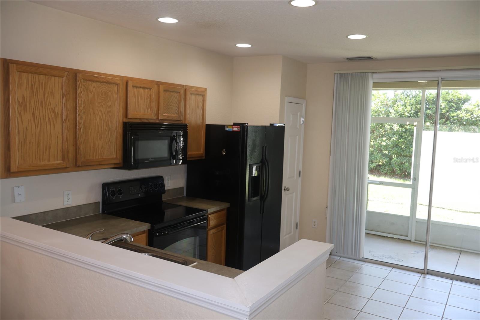 Image 4 of 27 For 4445 49th Avenue
