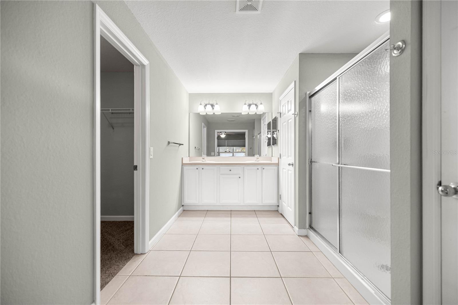 Image 14 of 43 For 4411 54th Court