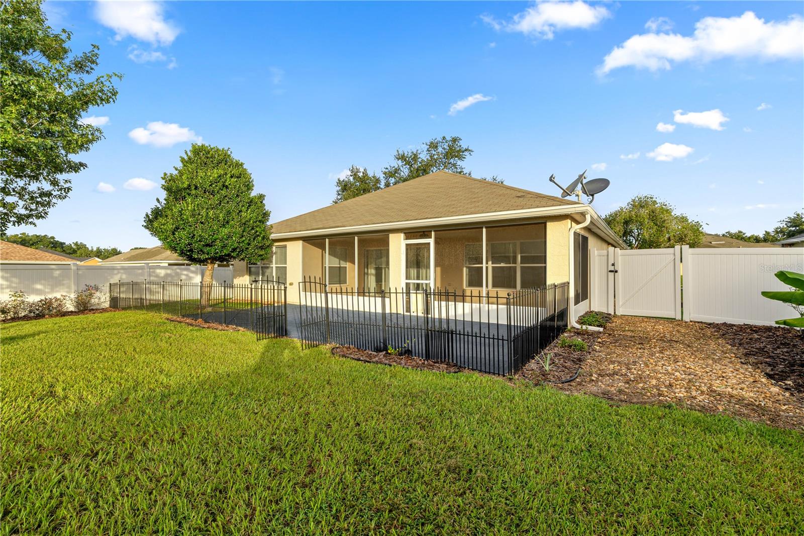 Image 28 of 43 For 4411 54th Court