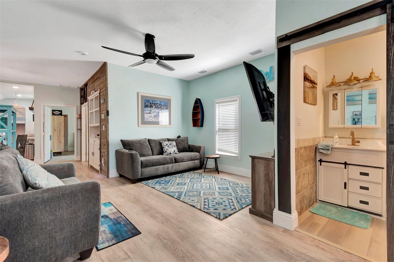 Image 11 of 39 For 403 Herbert Street