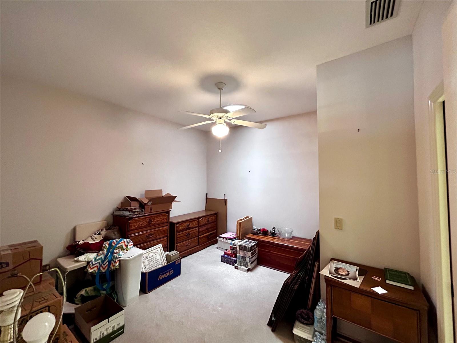 Listing photo id 16 for 6699 Kingsbury Lane