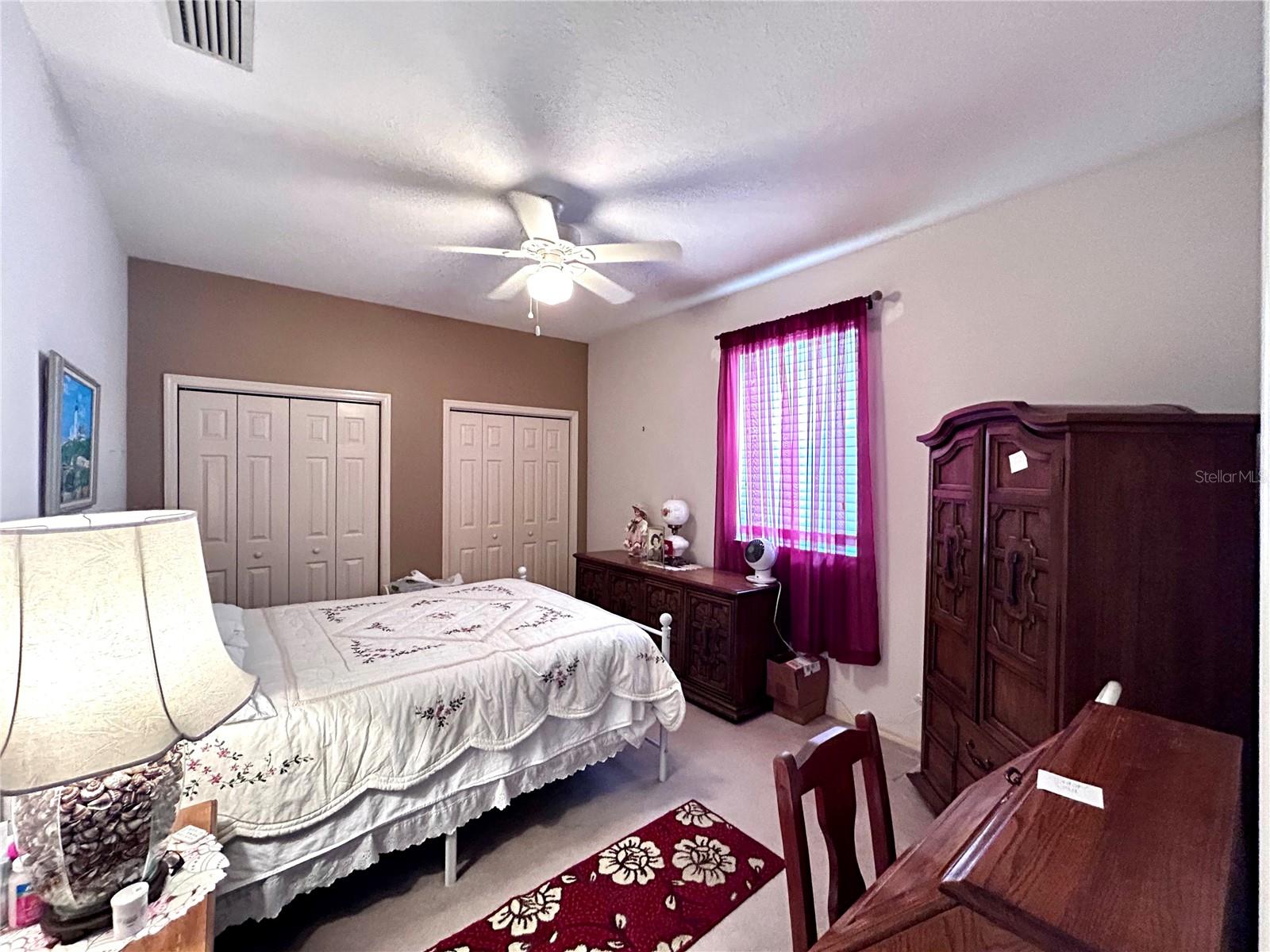 Listing photo id 17 for 6699 Kingsbury Lane