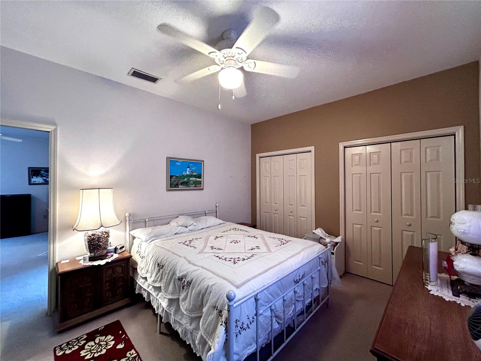 Listing photo id 18 for 6699 Kingsbury Lane