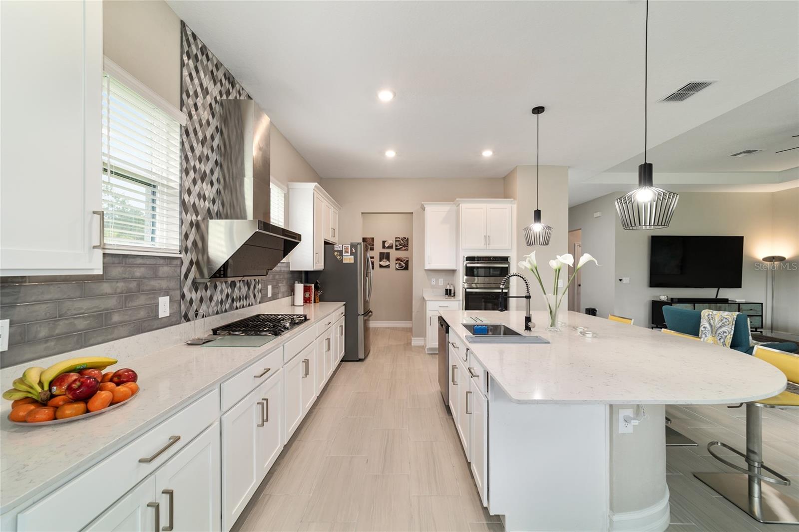 Image 9 of 37 For 906 41st Street
