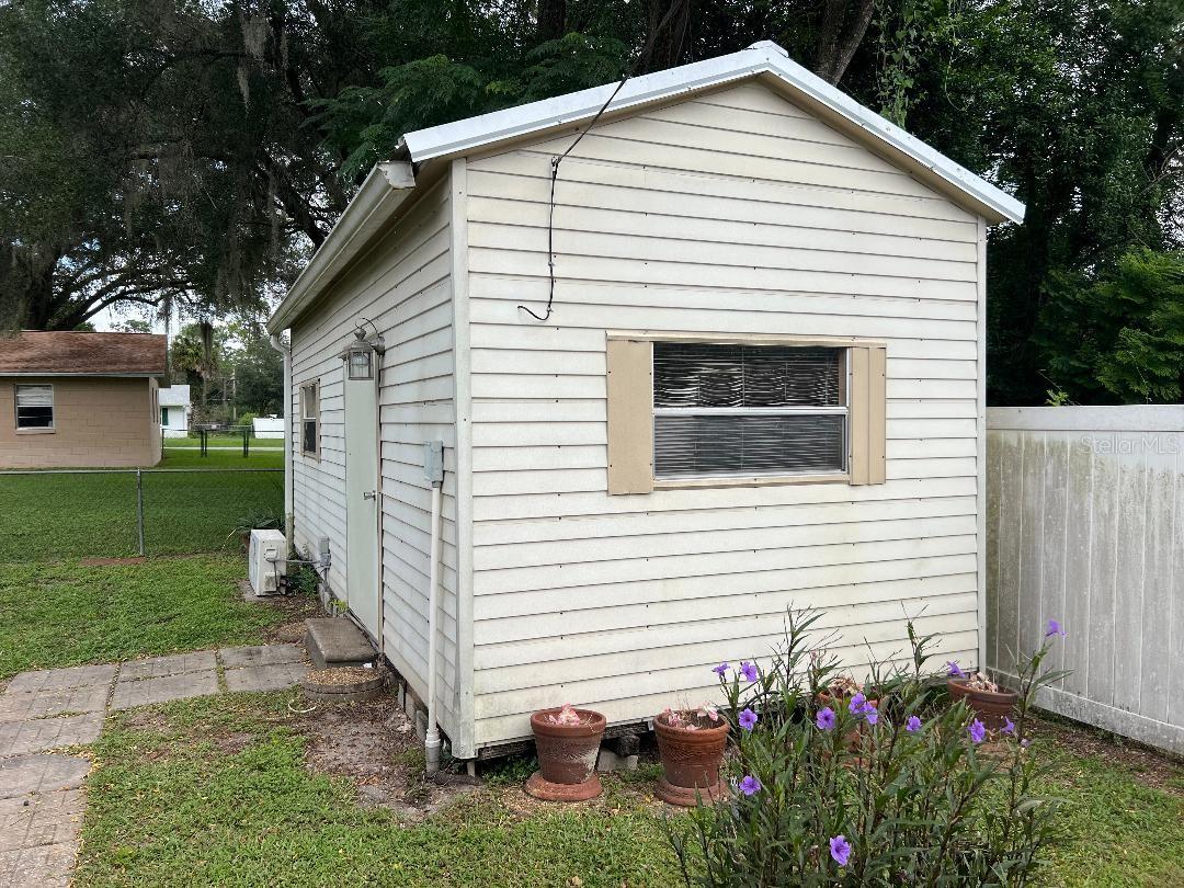 Image 19 of 41 For 2317 36 Street