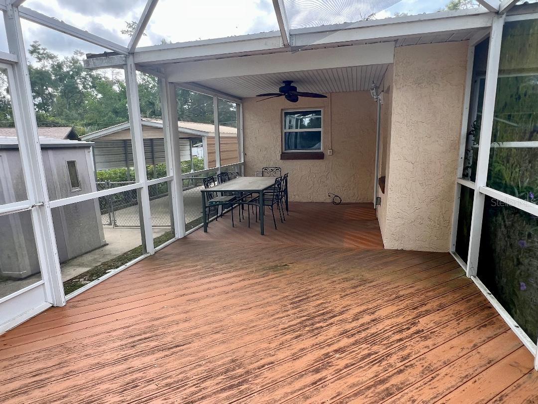 Image 30 of 41 For 2317 36 Street