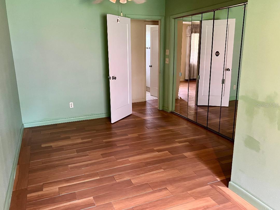 Image 9 of 41 For 2317 36 Street