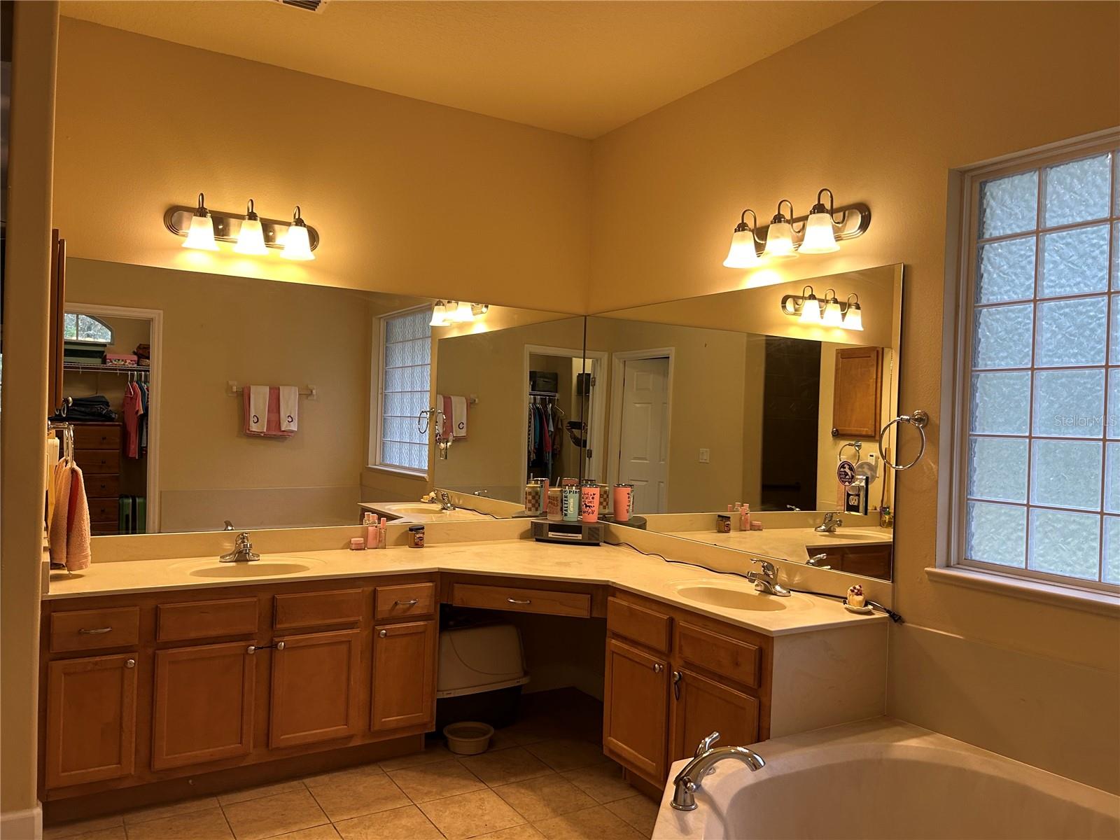 Image 43 of 66 For 7790 181st Circle