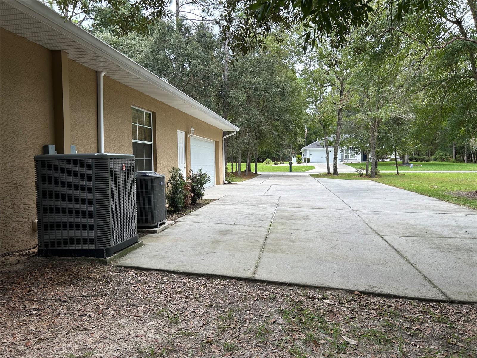 Image 7 of 66 For 7790 181st Circle
