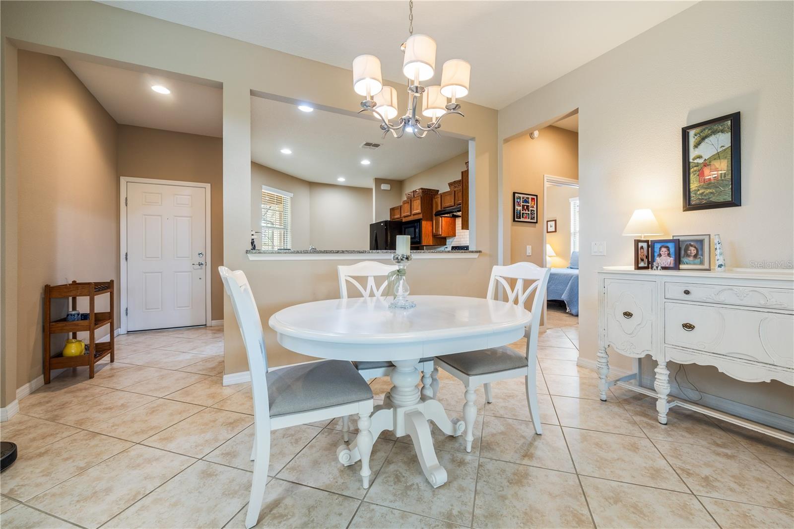 Image 9 of 49 For 9425 76th Street