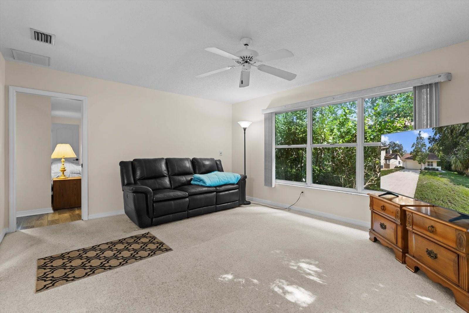 Image 14 of 42 For 2 Woodmill Court