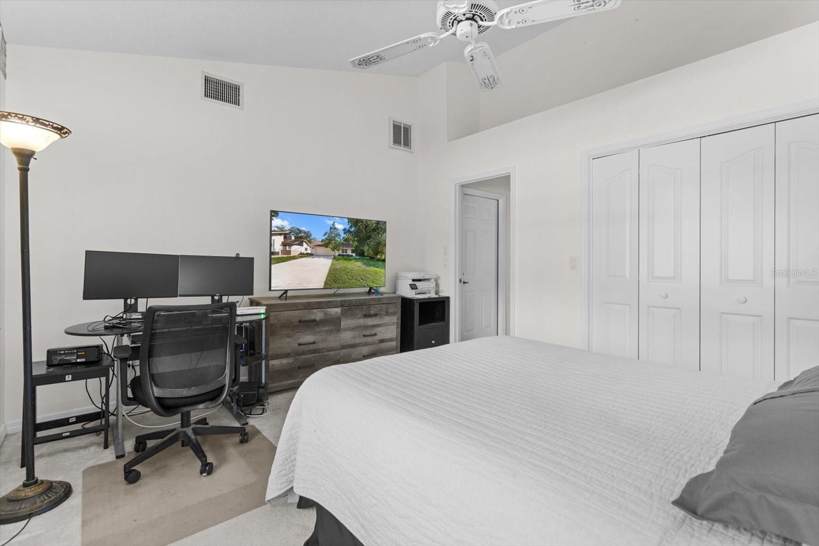 Image 32 of 42 For 2 Woodmill Court