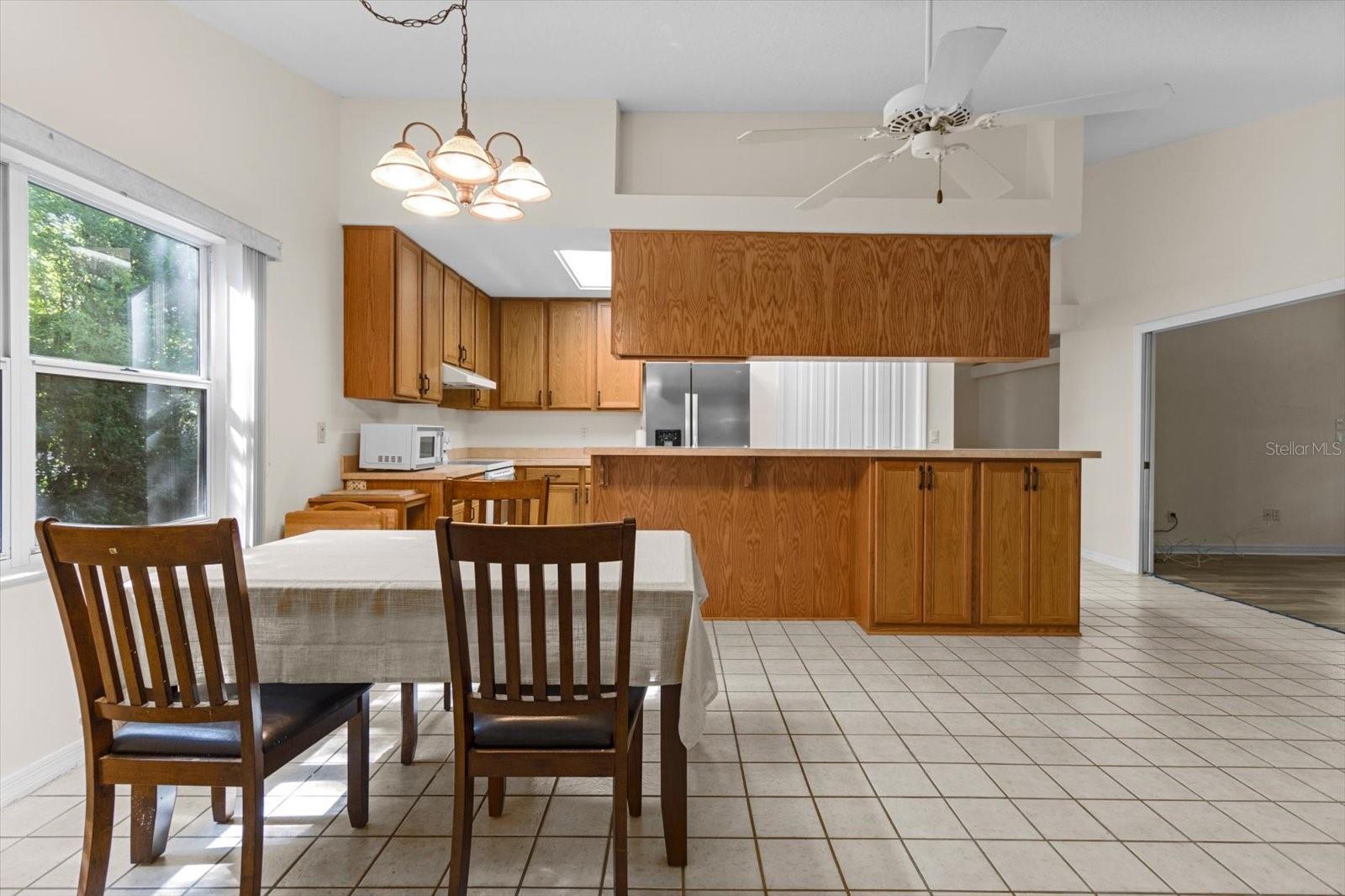 Image 9 of 42 For 2 Woodmill Court