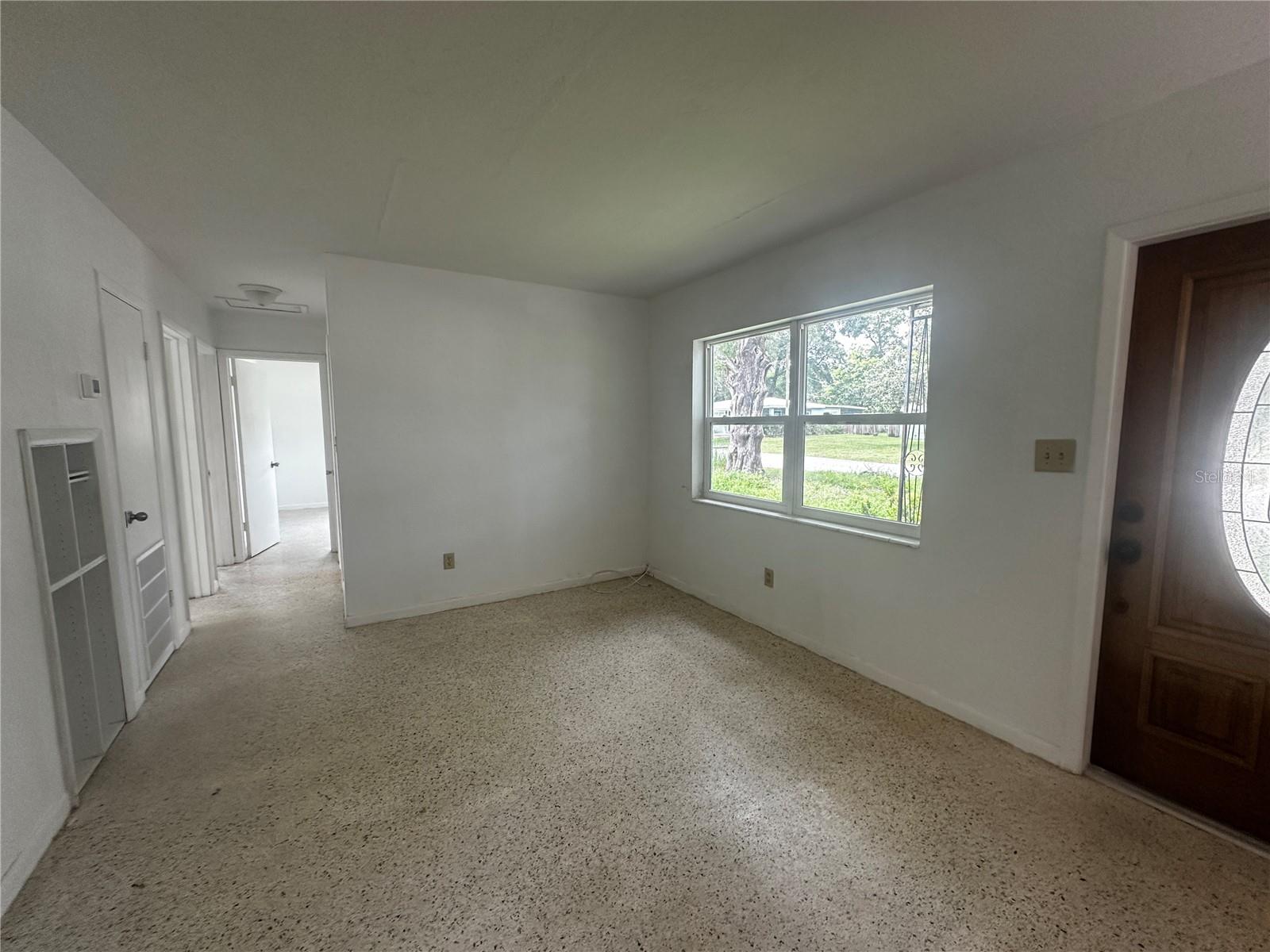 Image 6 of 11 For 10396 Eastside Avenue