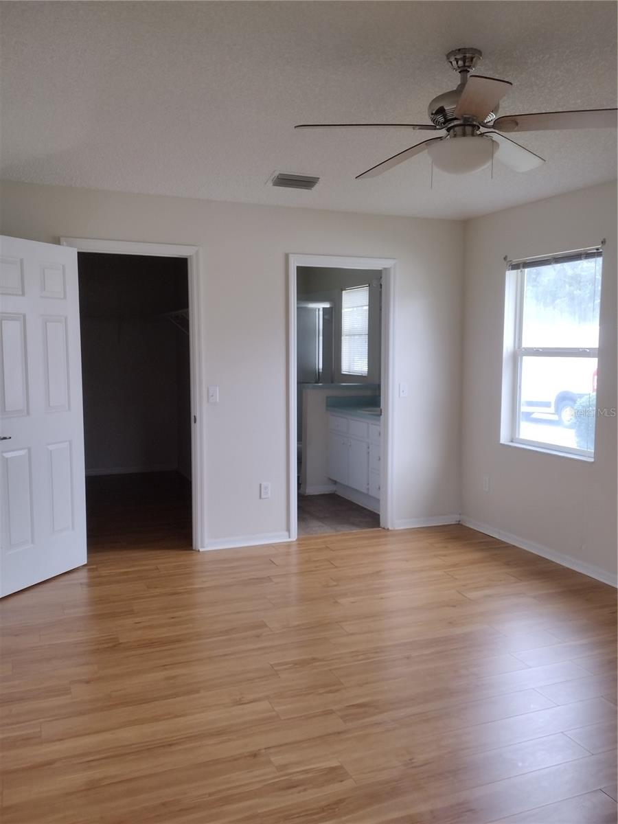 Image 10 of 25 For 8478 61st Terrace Road