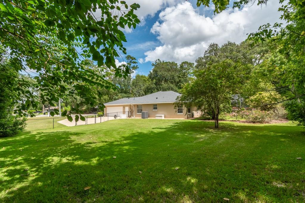 Image 9 of 61 For 6051 21st Court