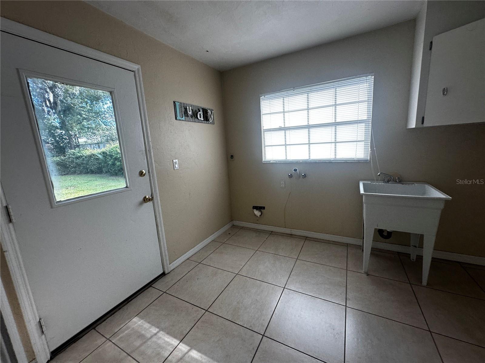 Image 17 of 18 For 3963 17th Place