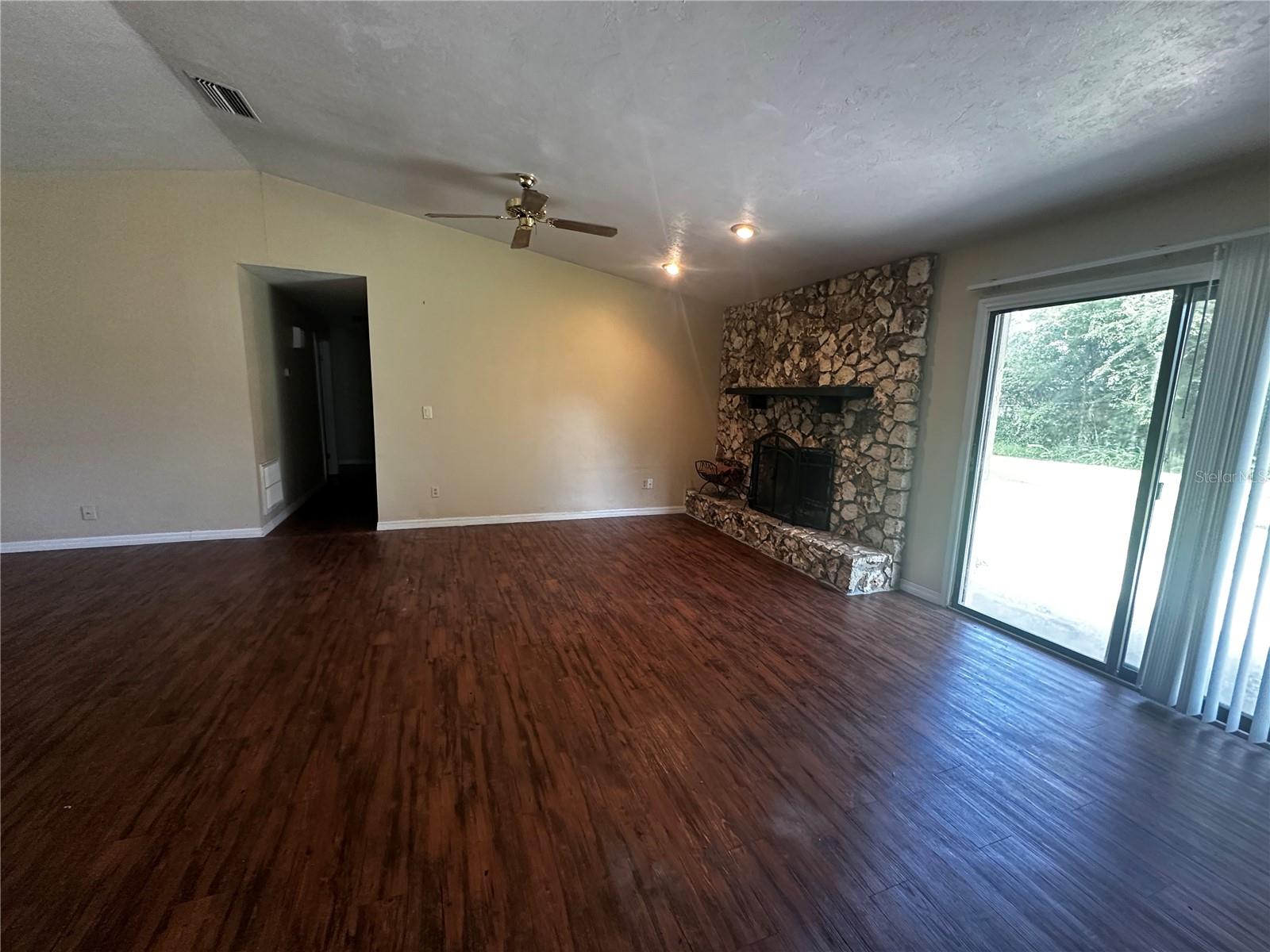 Image 3 of 18 For 3963 17th Place