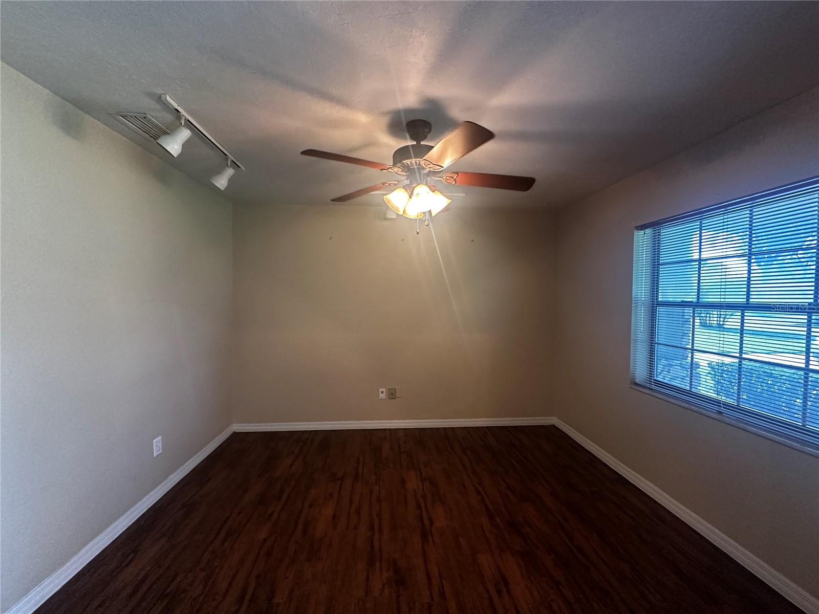 Image 6 of 18 For 3963 17th Place