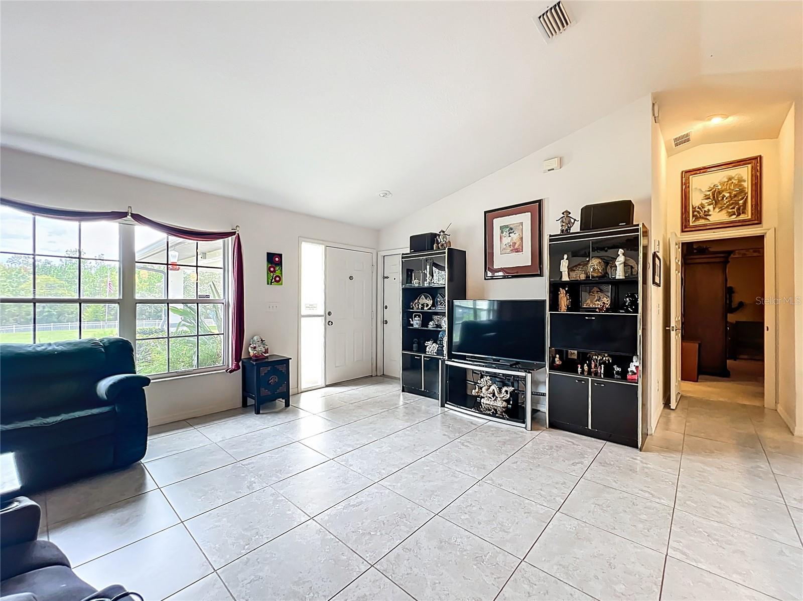 Image 12 of 70 For 22163 Edgewater Boulevard