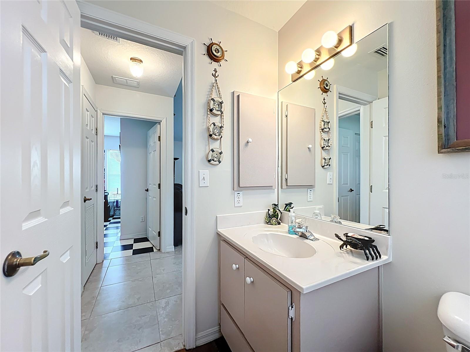 Image 25 of 70 For 22163 Edgewater Boulevard