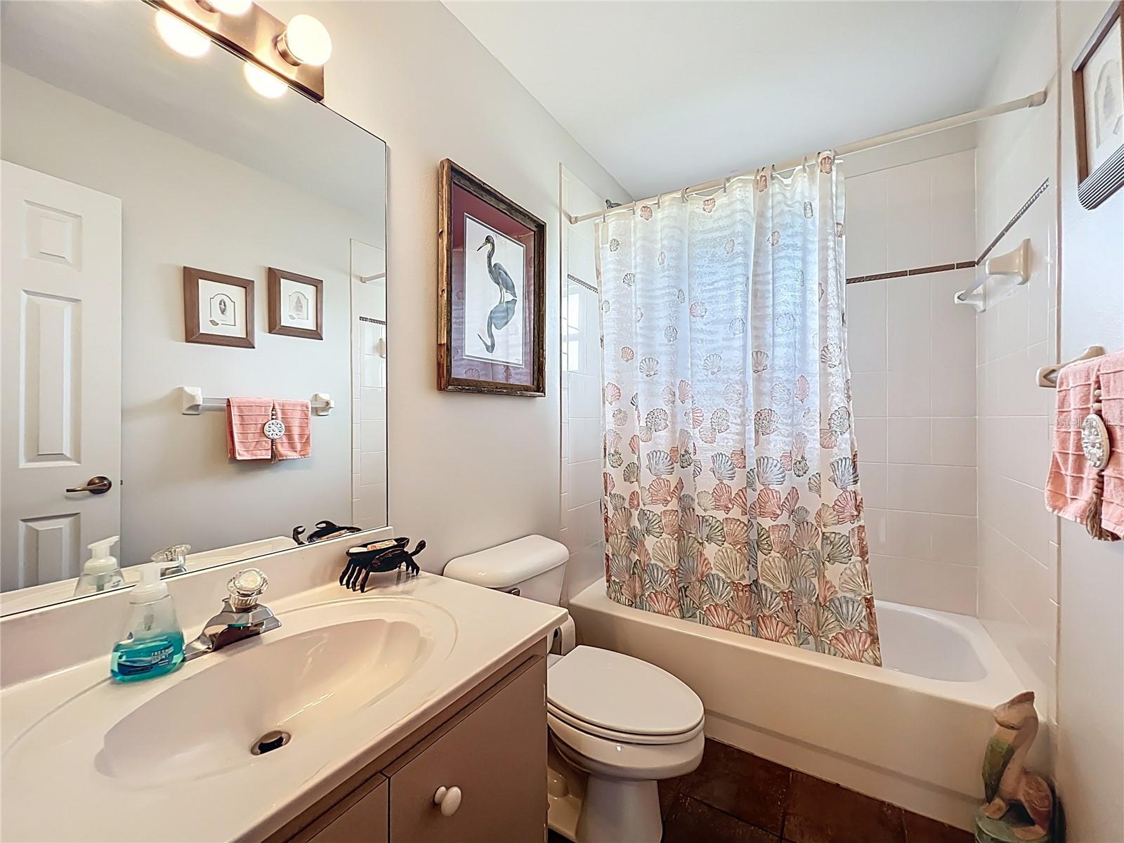Image 32 of 70 For 22163 Edgewater Boulevard