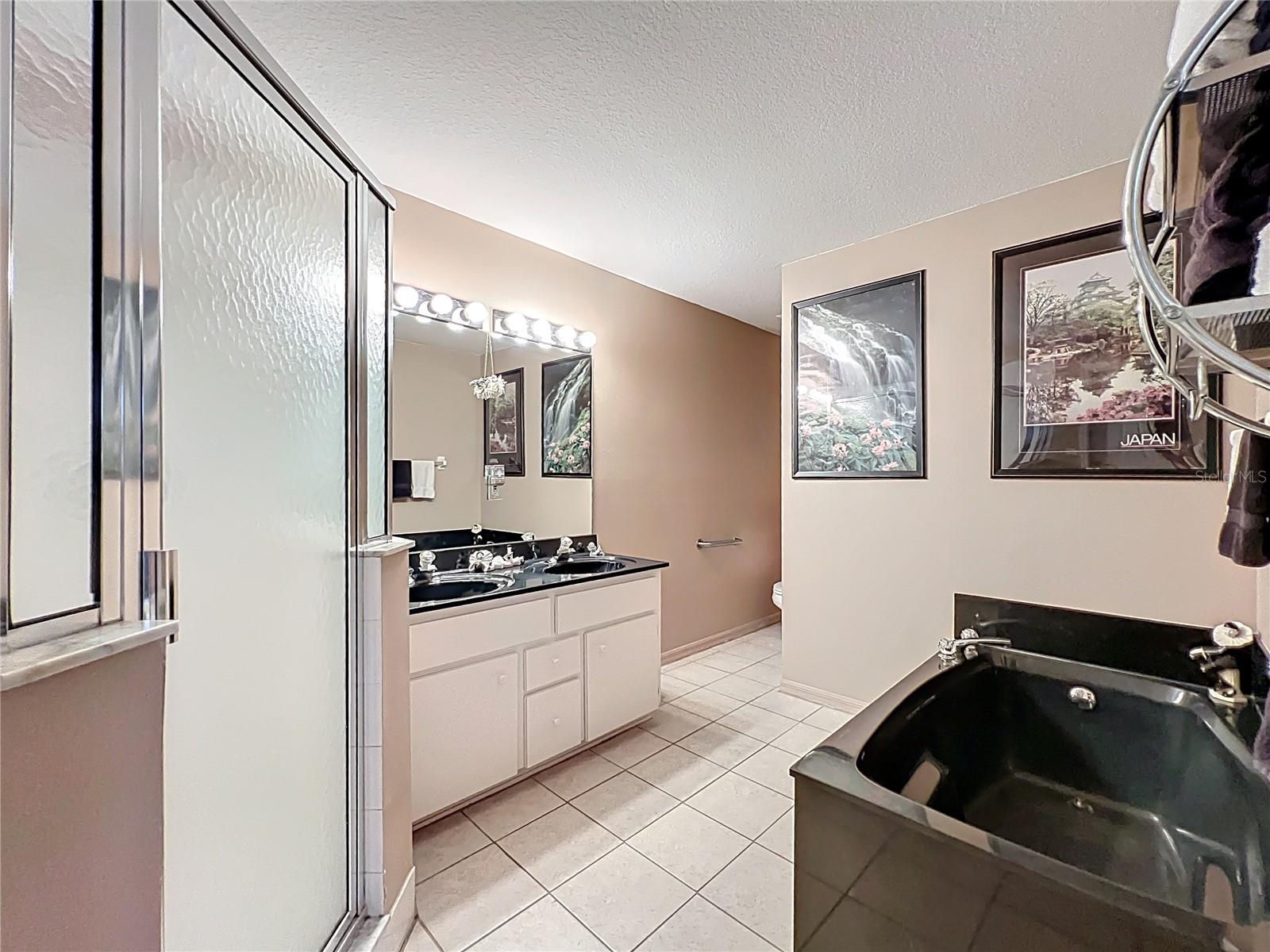 Image 34 of 70 For 22163 Edgewater Boulevard