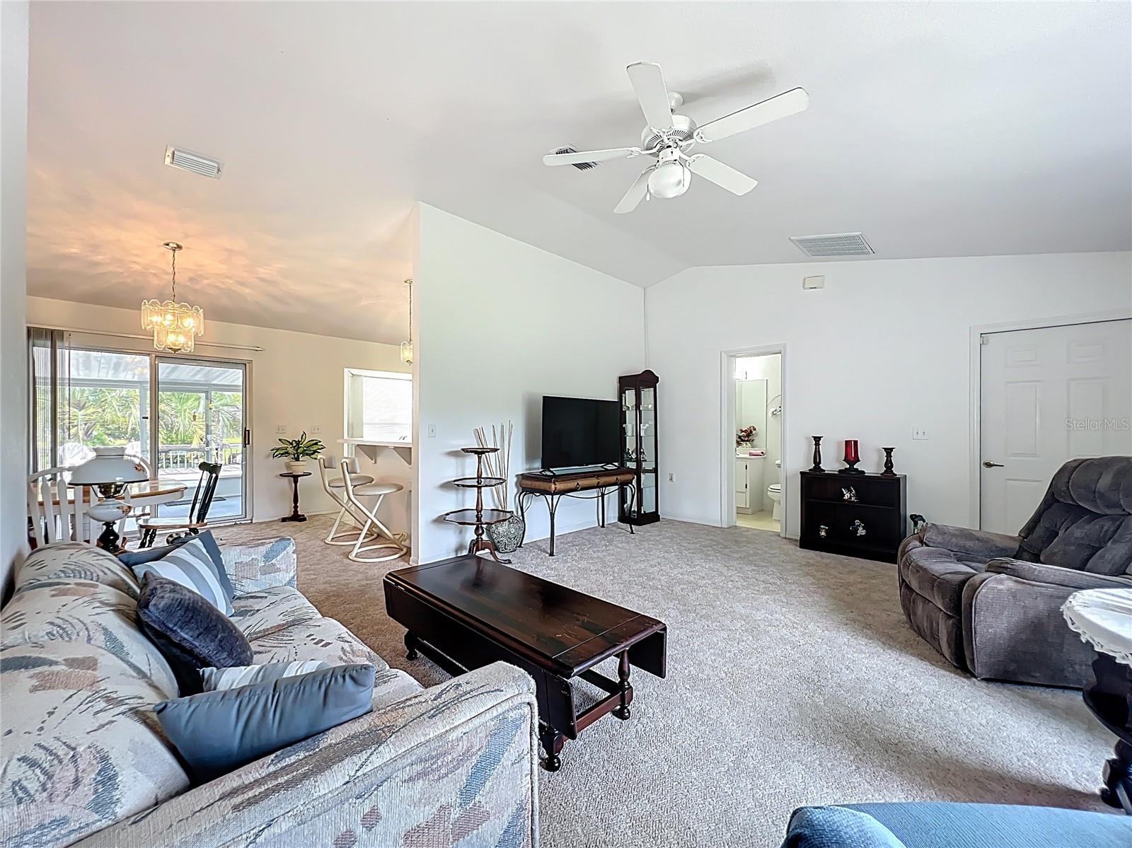 Image 39 of 70 For 22163 Edgewater Boulevard