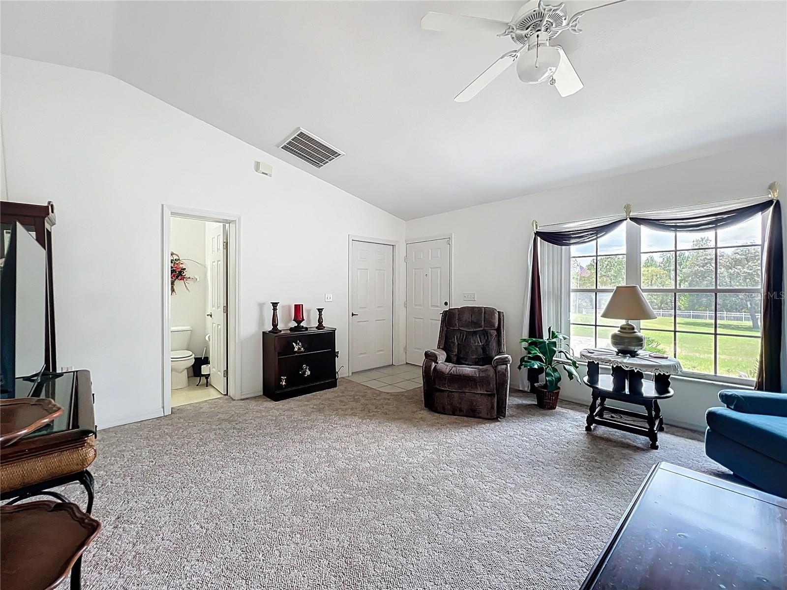 Image 40 of 70 For 22163 Edgewater Boulevard